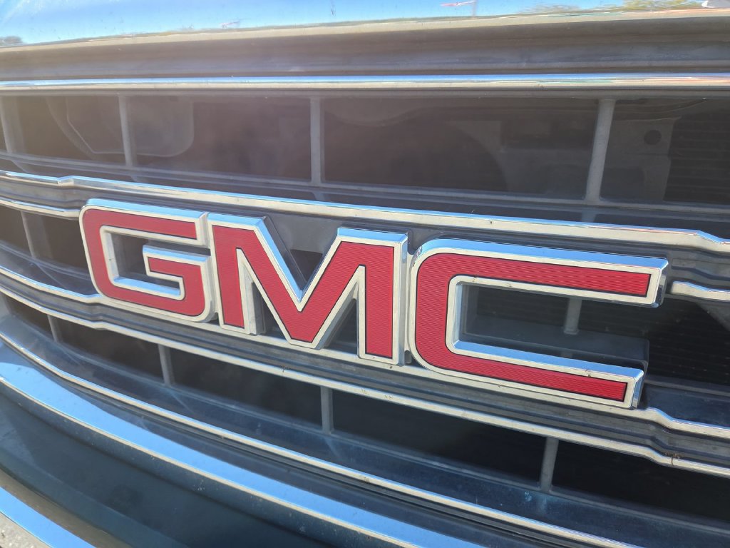 Used 2015 GMC Sierra 1500 SLE w/ SLE Value Package RWD image 21