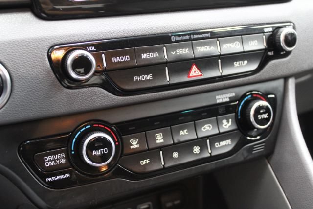 Used 2019 Kia Niro LX FWD image 20