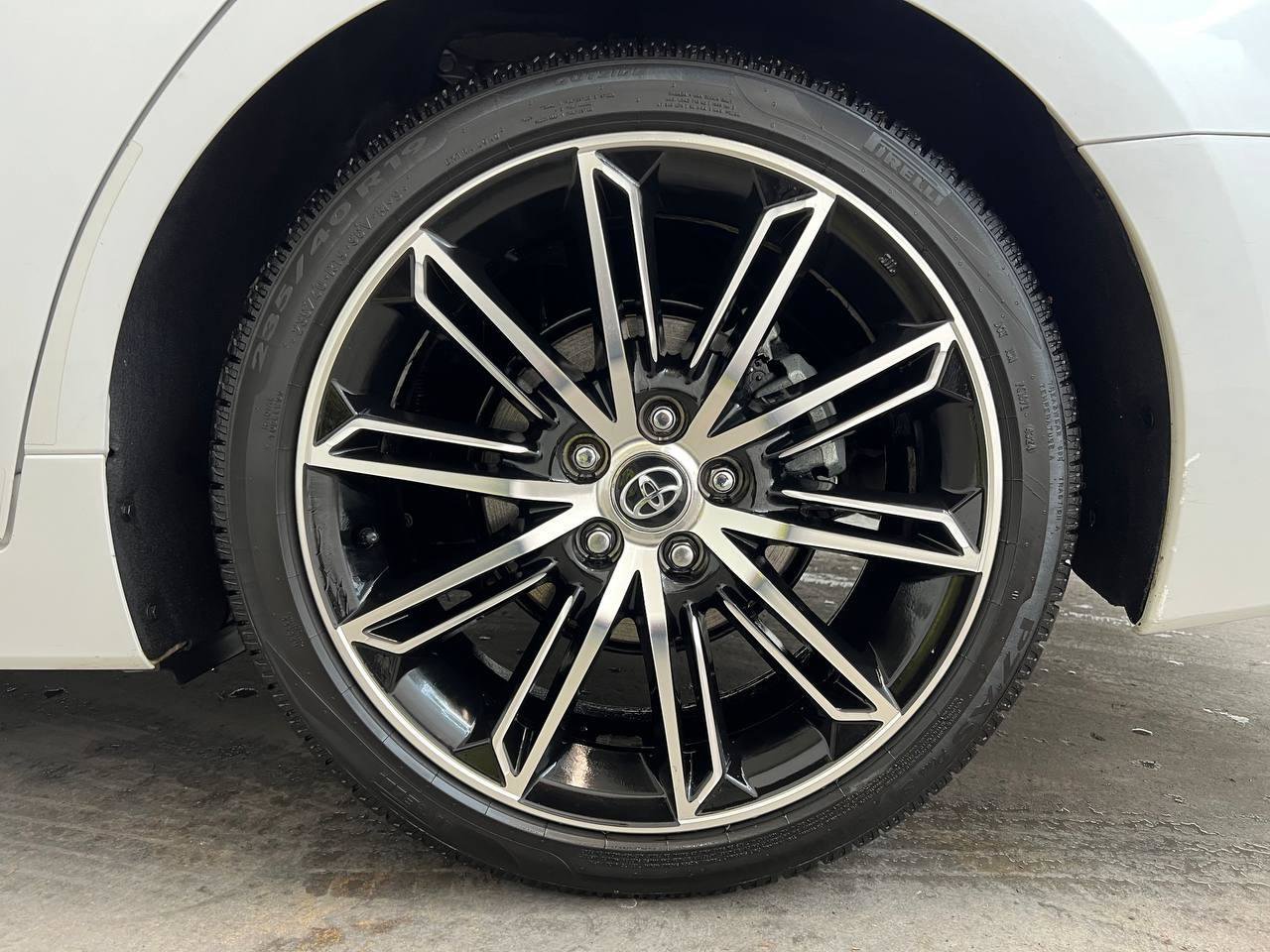 Used 2019 Toyota Avalon XSE w/ Carpet Mat Package FWD image 31