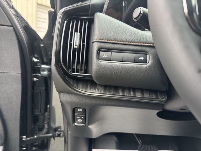 New 2026 Nissan Armada PRO-4X w/ Captain's Chari Seat Package image 28