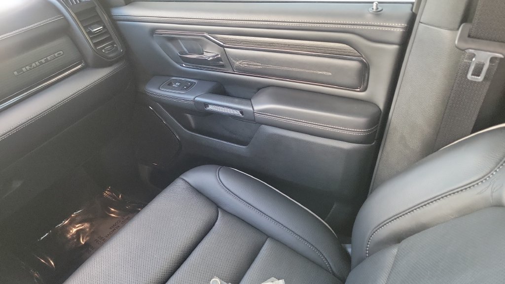 Used 2024 RAM 1500 Limited w/ Body Color Bumper Group AWD/4WD image 13