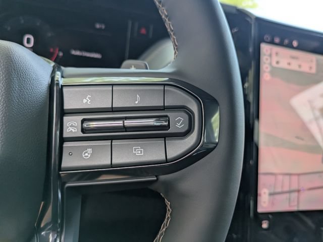 New 2026 GMC Yukon AT4 AWD/4WD image 33