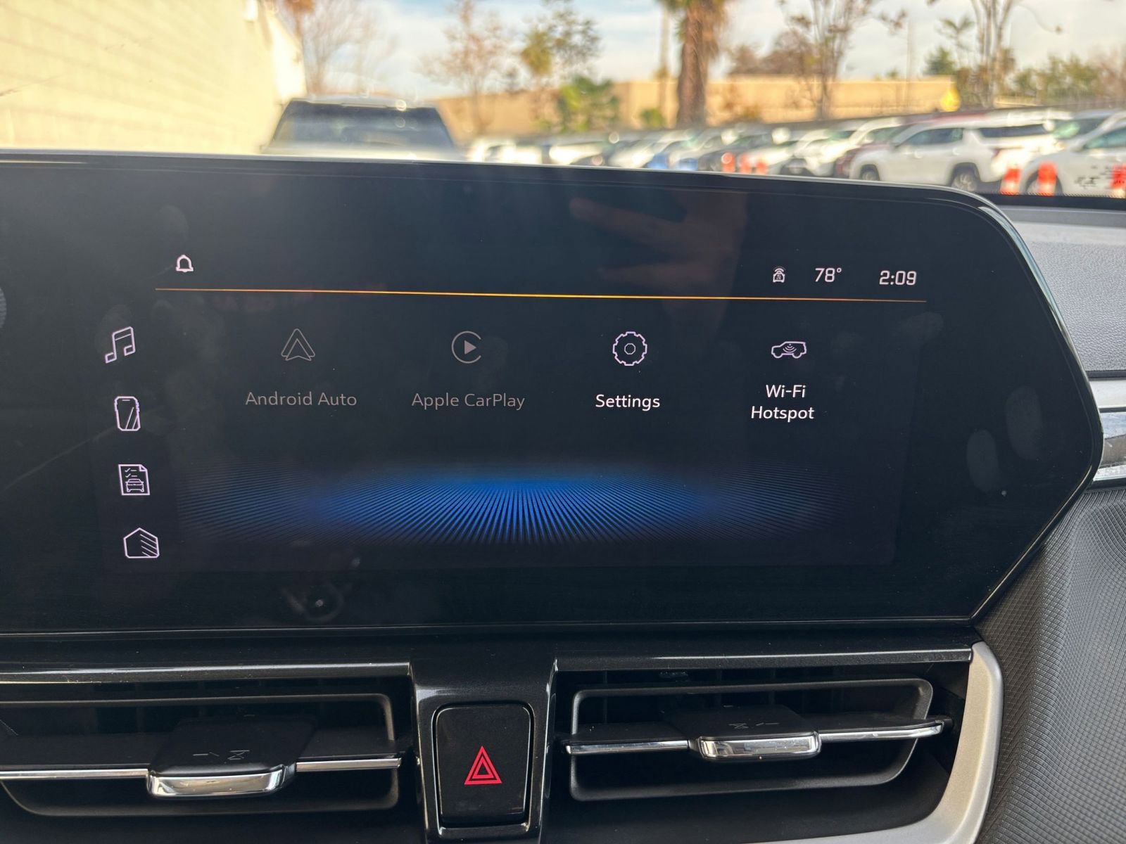 Used 2025 Chevrolet TrailBlazer LT image 21