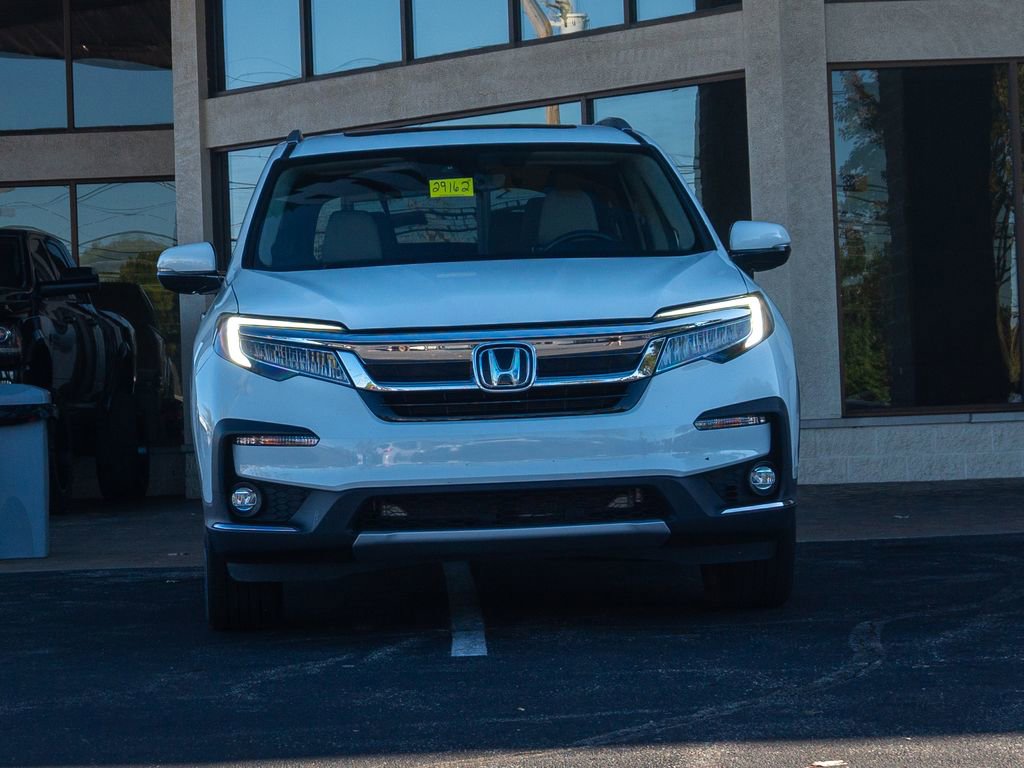 Used 2022 Honda Pilot Touring image 11