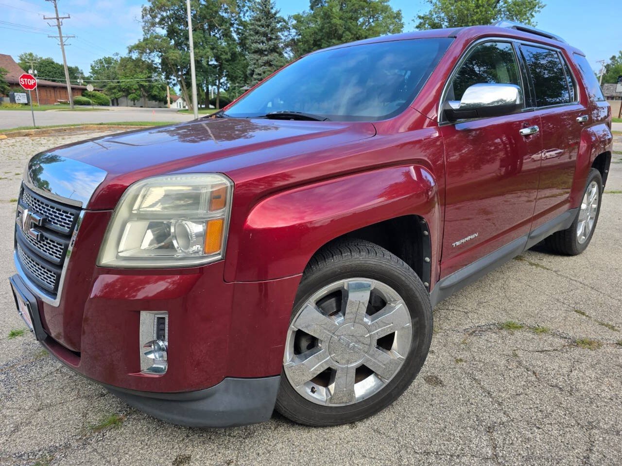 Used 2010 GMC Terrain SLT AWD/4WD image 1