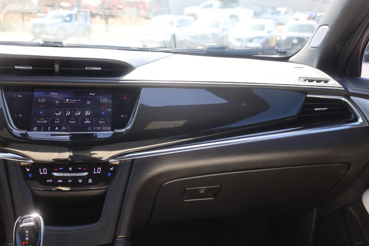 Used 2020 Cadillac XT6 Sport AWD/4WD image 26