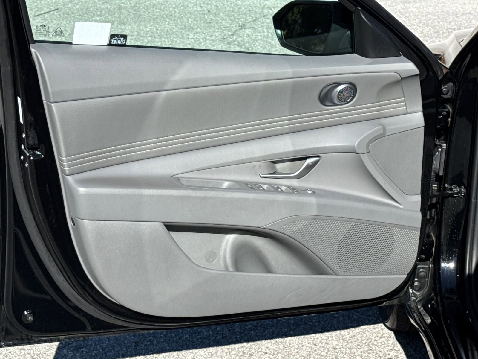 Certified 2025 Hyundai Elantra SEL image 10