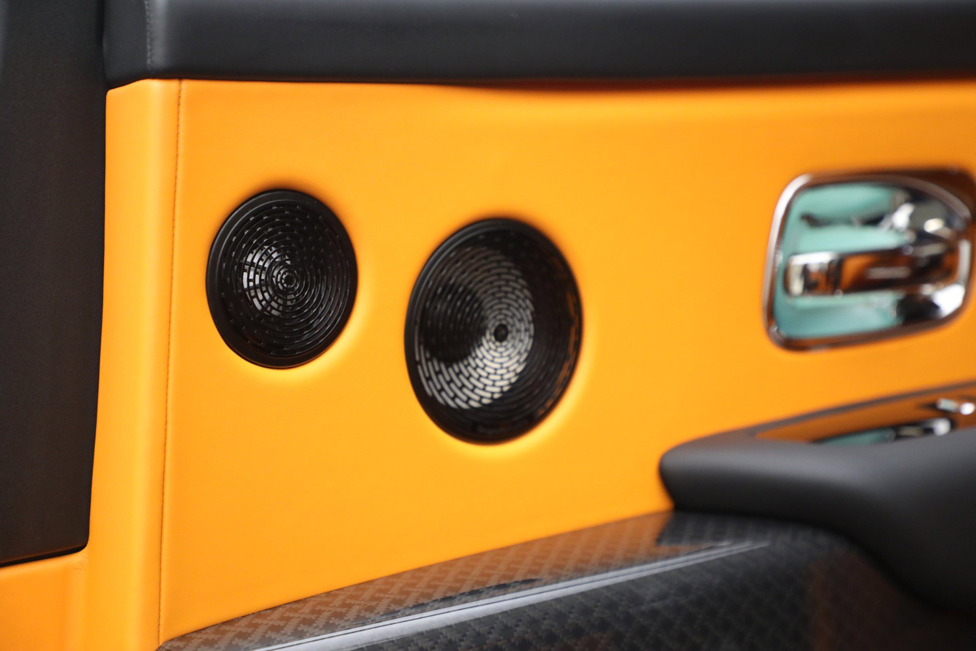 Certified 2024 Rolls-Royce Cullinan Black Badge w/ Driver's Package image 32