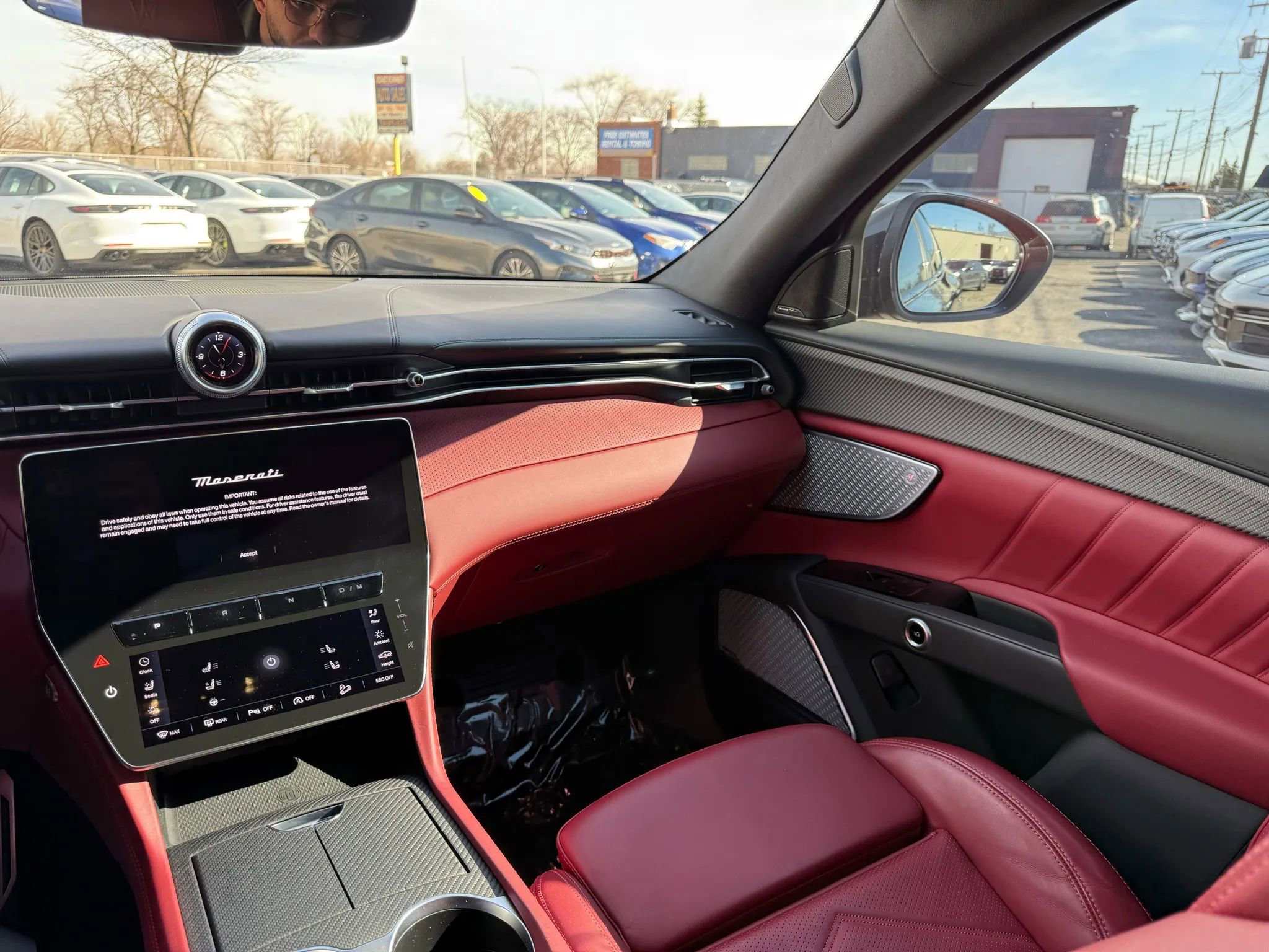 Used 2024 Maserati Grecale Trofeo image 37