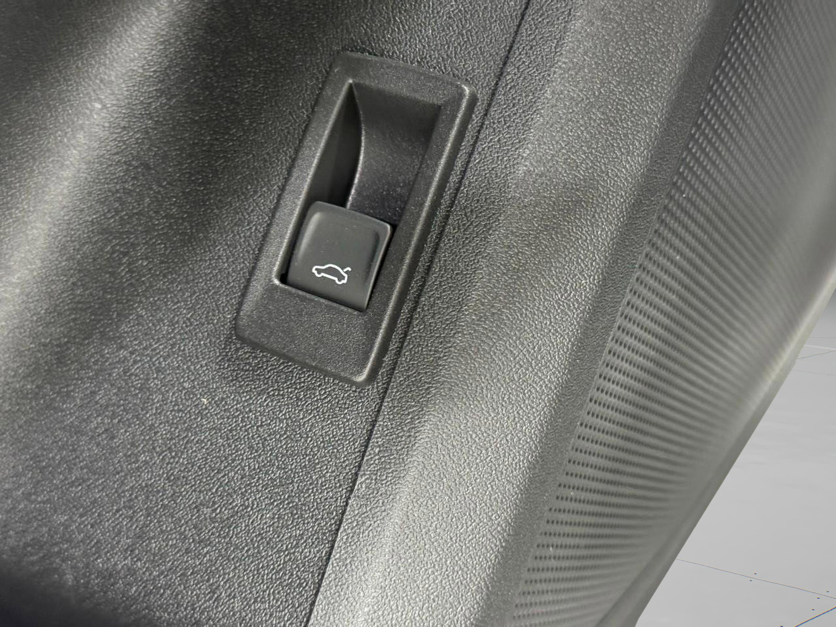 New 2025 Audi Q5 Premium Plus image 35