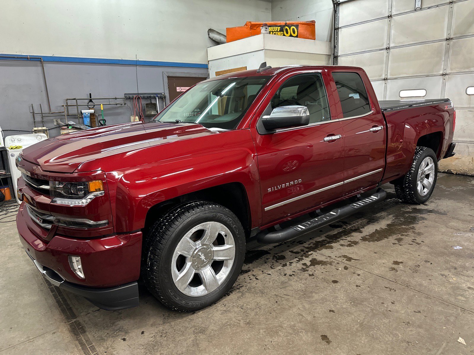 Used 2017 Chevrolet Silverado 1500 LTZ Z71 w/ LTZ Plus Package image 1