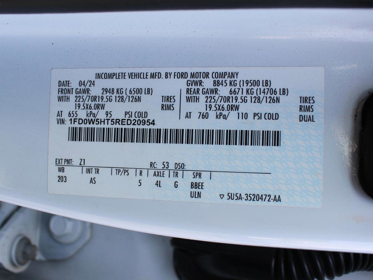 Used 2024 Ford F550 4x4 Crew Cab Super Duty image 42