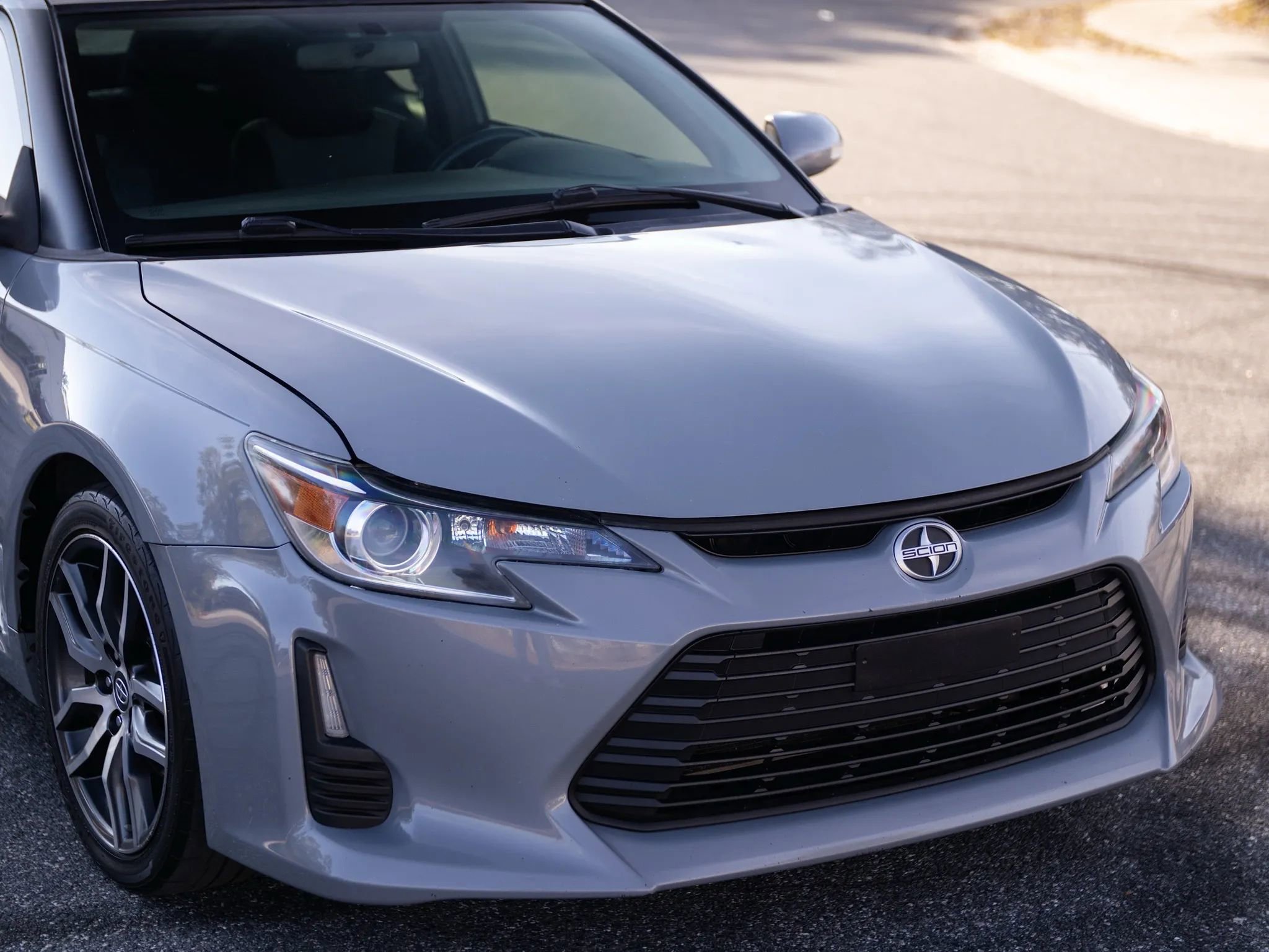 Used 2014 Scion tC image 4