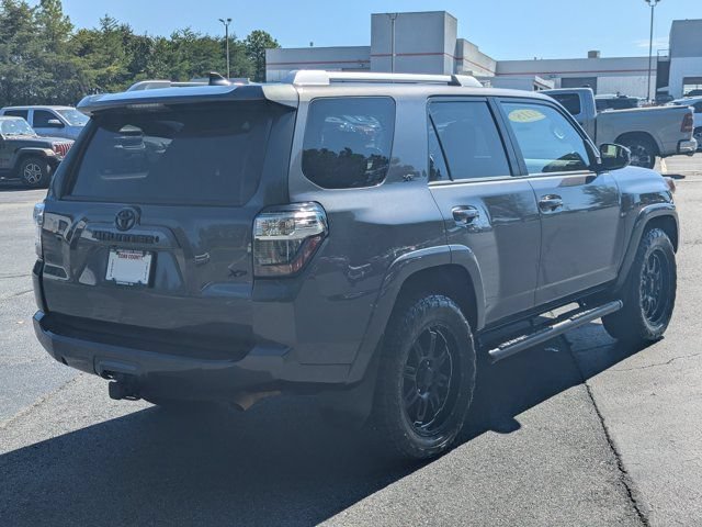 Used 2018 Toyota 4Runner SR5 RWD image 7