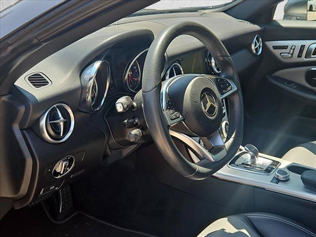 Used 2020 Mercedes-Benz SLC 300 image 10
