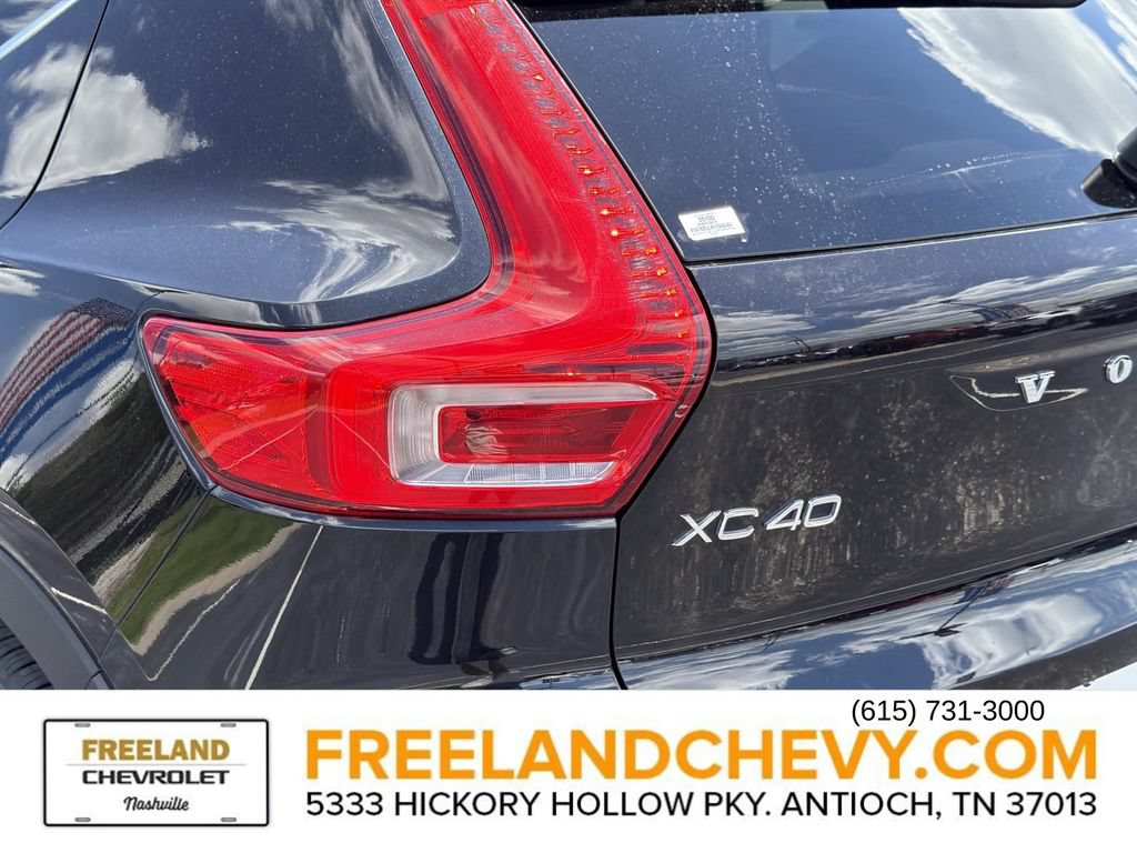 Used 2019 Volvo XC40 T5 Inscription AWD/4WD image 12