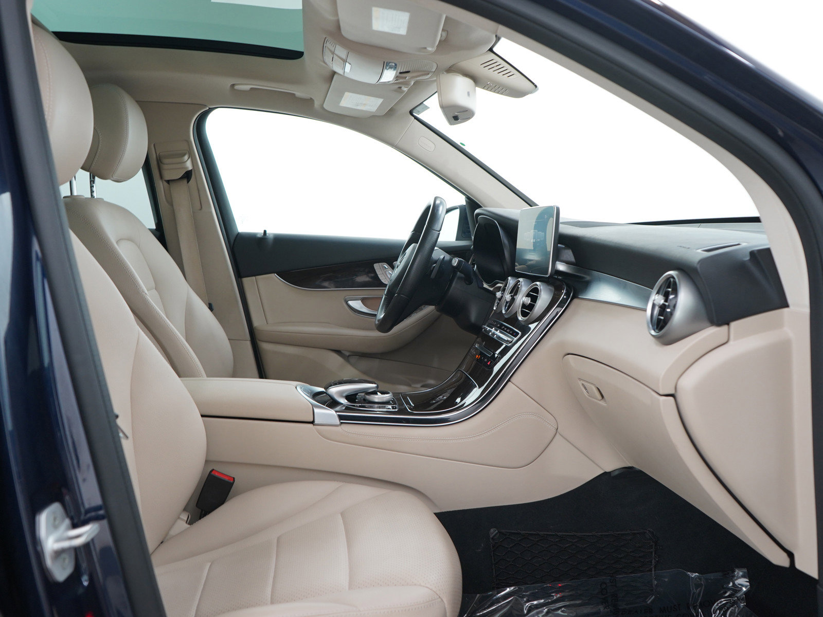 Used 2016 Mercedes-Benz GLC 300 4MATIC image 13