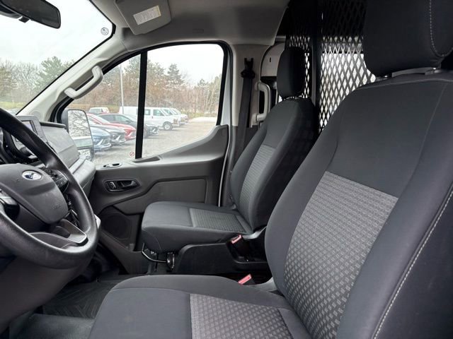 Used 2024 Ford Transit 250 Low Roof w/ Exterior Upgrade Package image 28