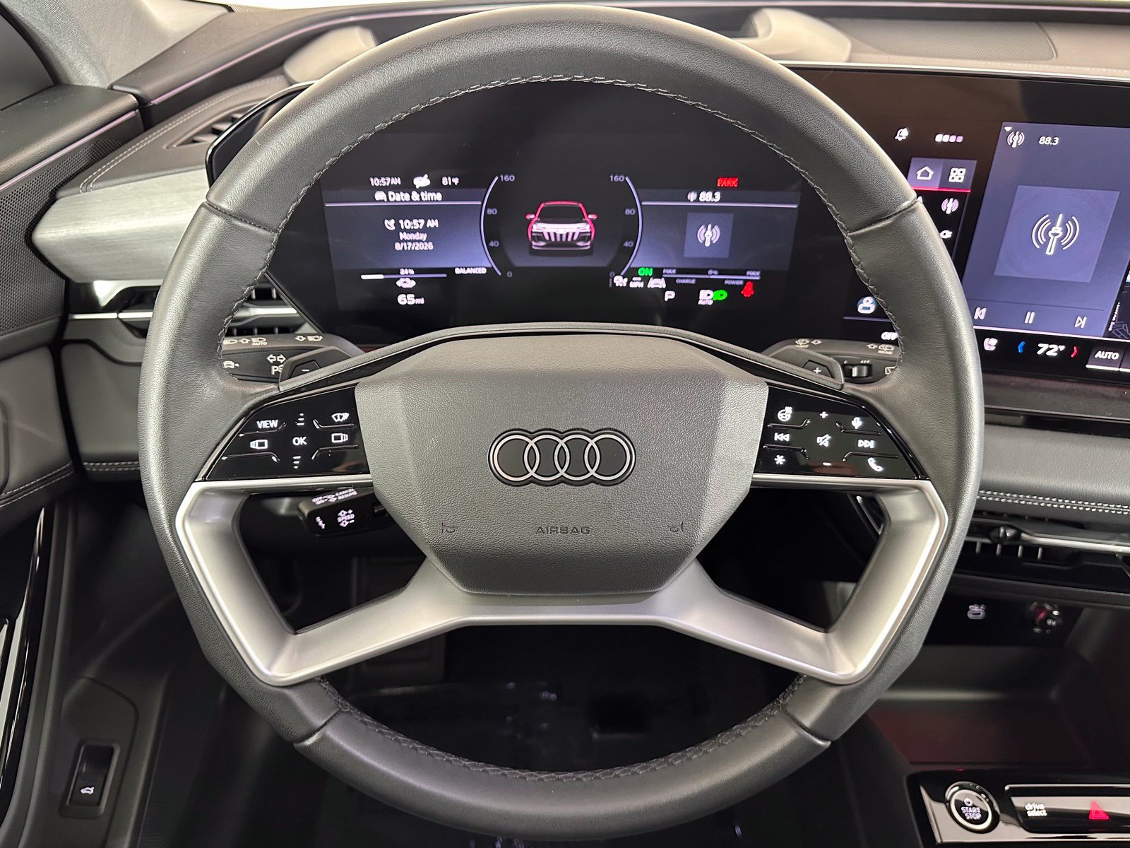 Used 2025 Audi Q6 e-tron Premium Plus w/ Premium Plus AWD/4WD image 8