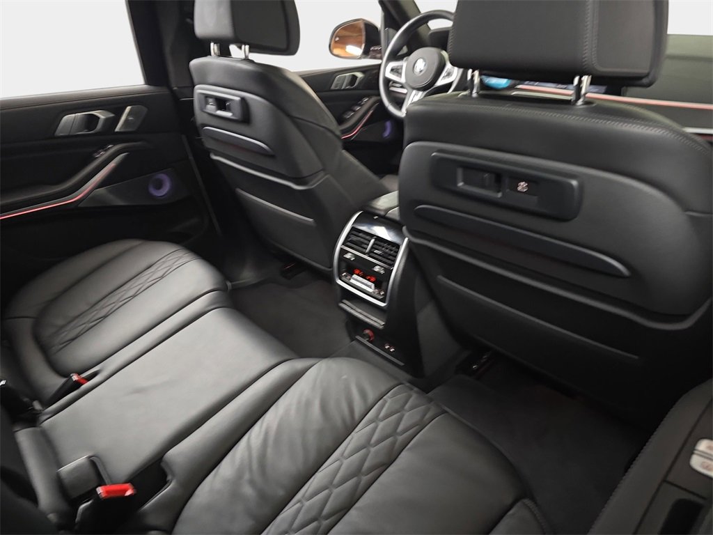 Used 2021 BMW X7 M50i w/ Executive Package image 14