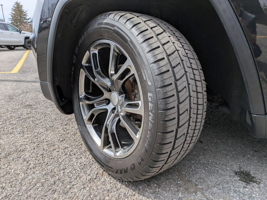 Used 2014 Jeep Grand Cherokee Limited image 36