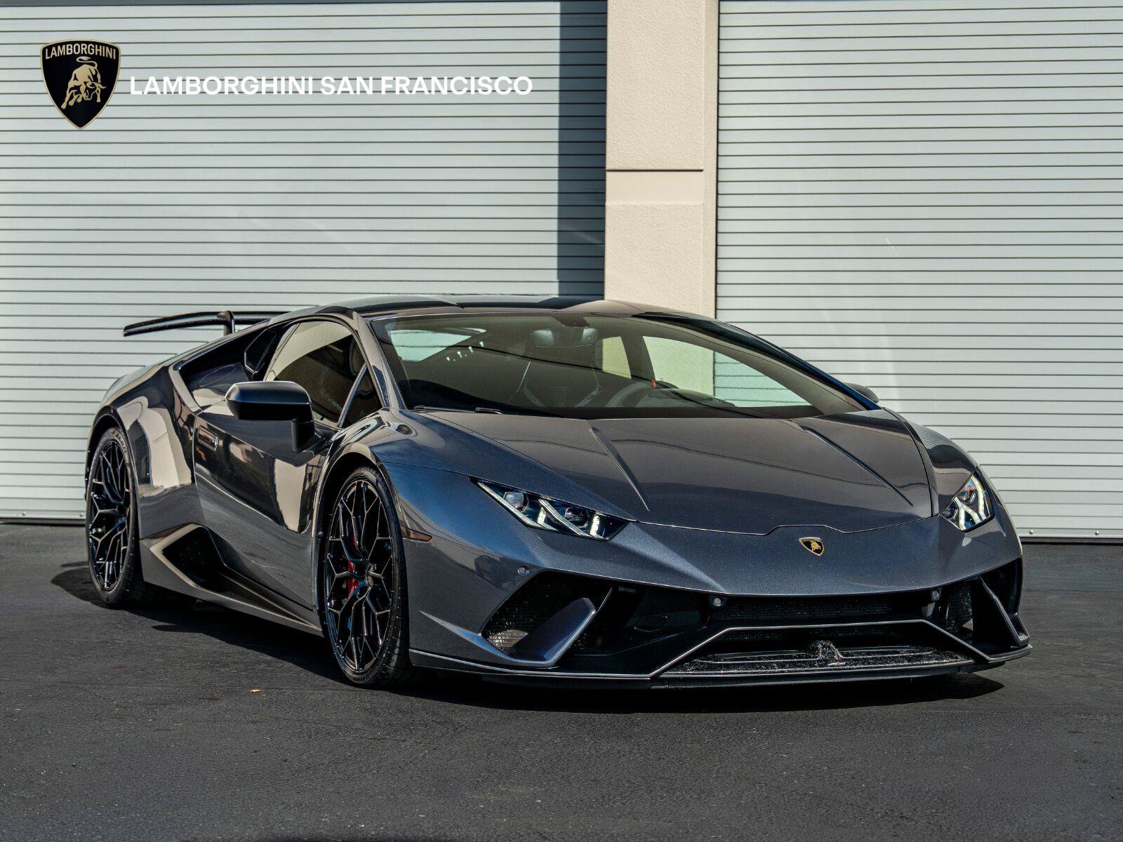 Used 2018 Lamborghini Huracan Performante AWD/4WD image 9