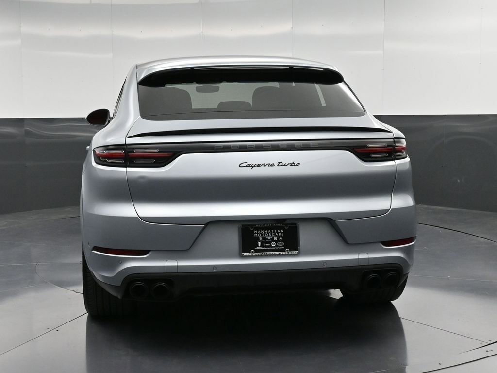 Certified 2022 Porsche Cayenne Turbo AWD/4WD image 7