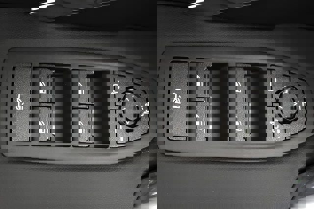 Used 2026 BMW X1 xDrive28i w/ Convenience Package image 23