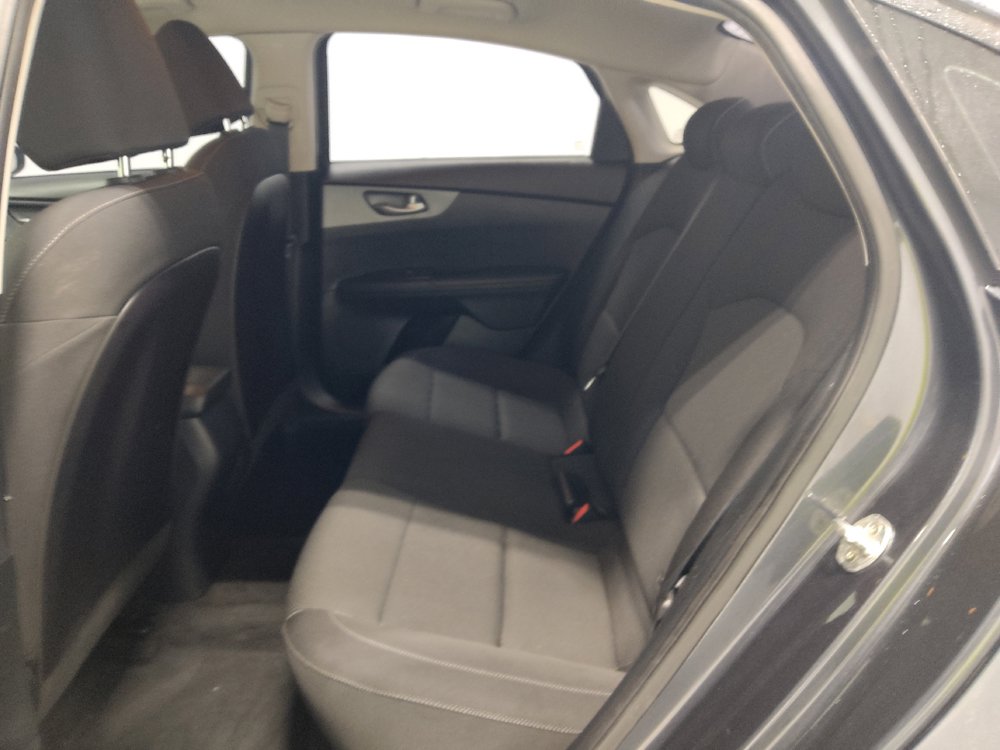 Used 2019 Kia Forte LXS FWD image 18