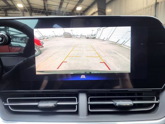 New 2026 Chevrolet Trax ACTIV w/ Sunroof Package image 20