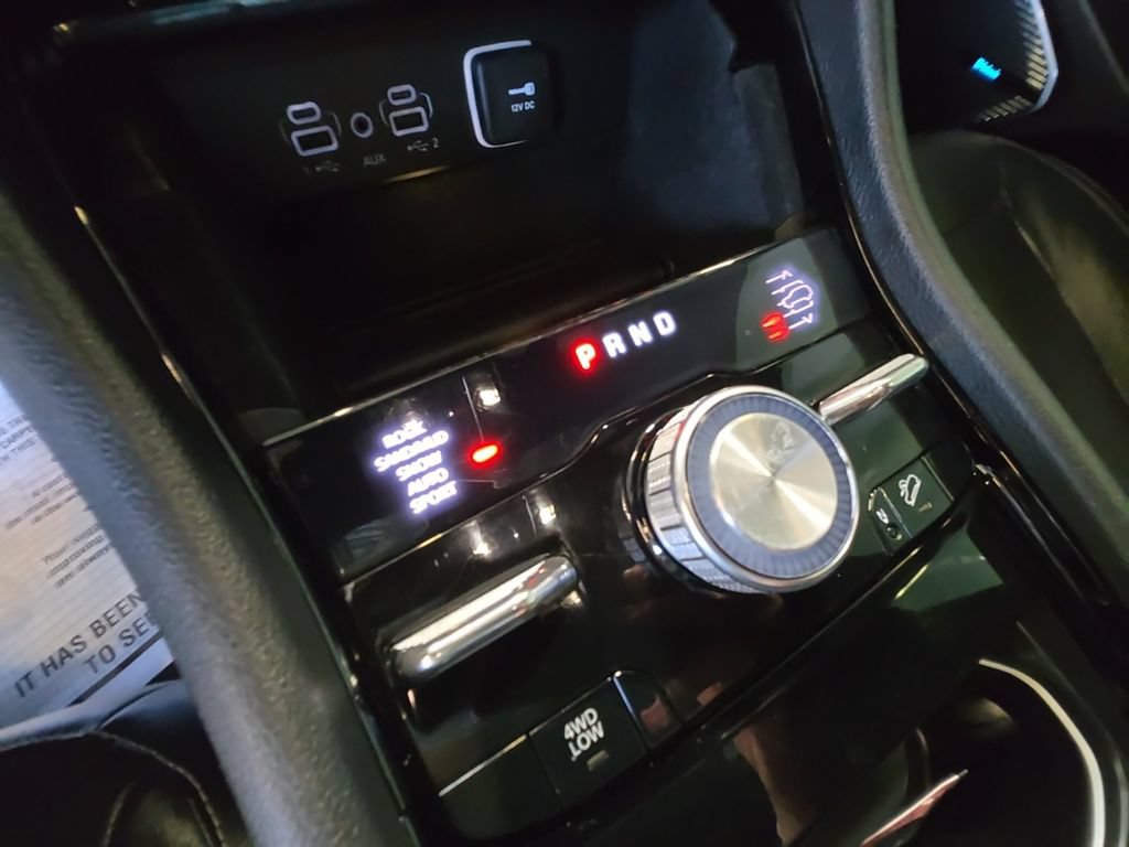Used 2022 Jeep Grand Cherokee L Overland AWD/4WD image 24