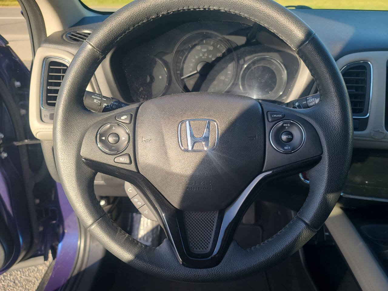 Used 2016 Honda HR-V EX-L image 14