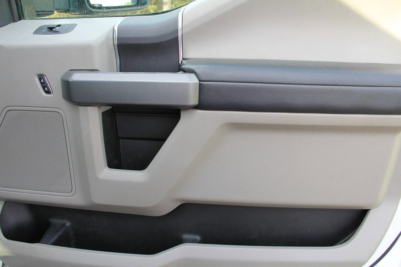 Used 2017 Ford F450 XLT w/ XLT Value Package AWD/4WD image 15