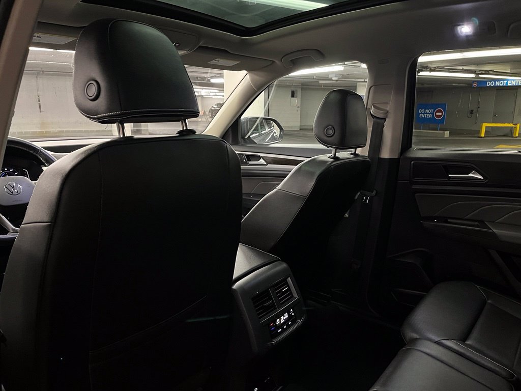 Used 2023 Volkswagen Atlas SE w/ Panoramic Sunroof Package FWD image 25