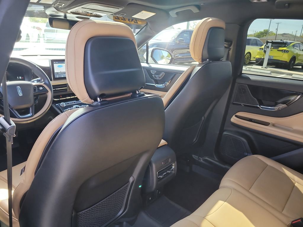 Certified 2022 Lincoln Corsair Reserve w/ Equipment Group 201A image 10