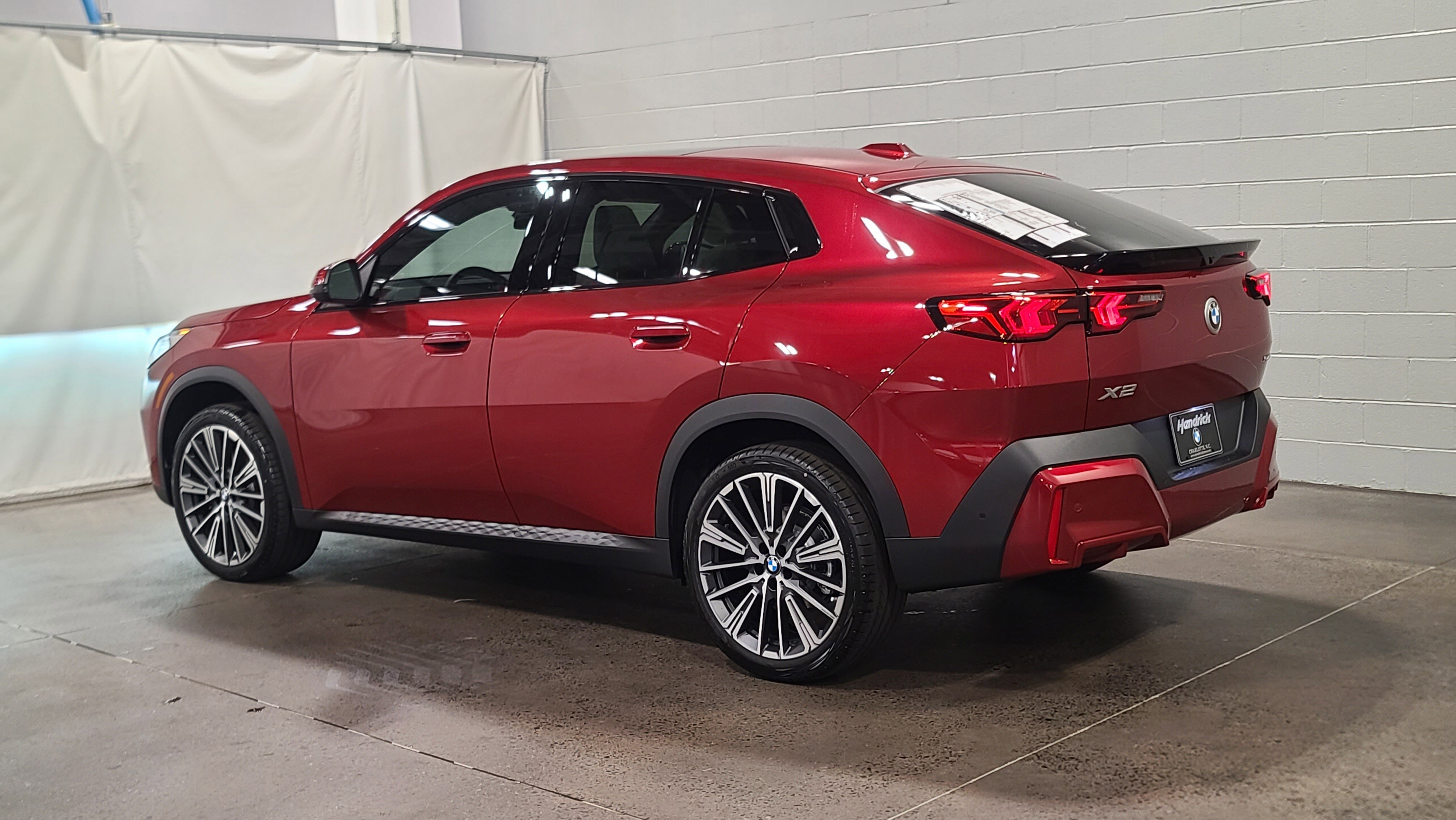 Used 2026 BMW X2 xDrive28i w/ Technology Package AWD/4WD image 6