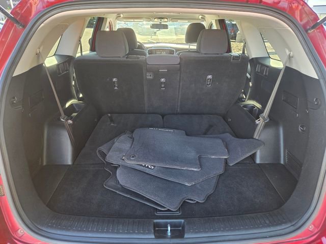Used 2019 Kia Sorento LX image 13