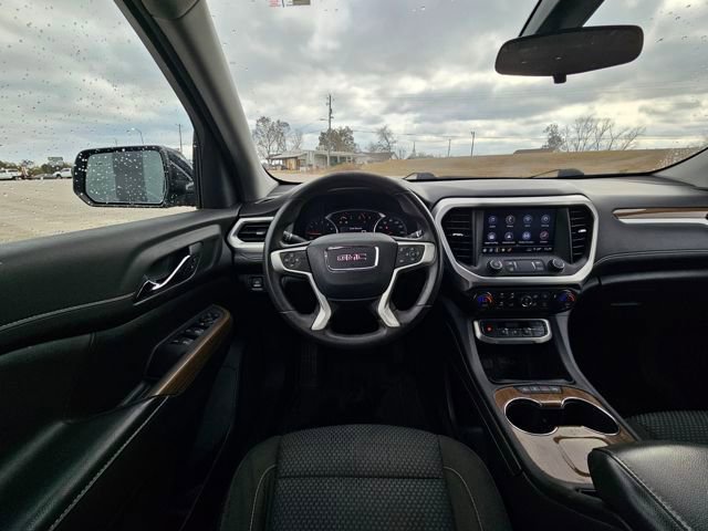 Used 2021 GMC Acadia SLE image 13