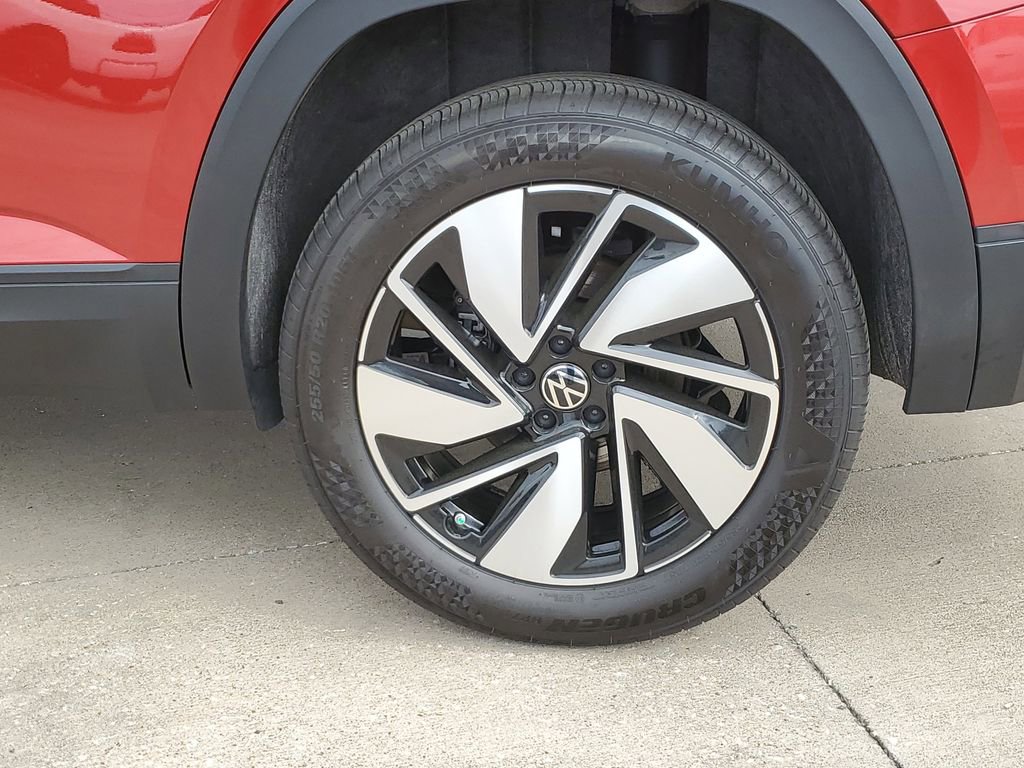 Used 2024 Volkswagen Atlas SE image 5