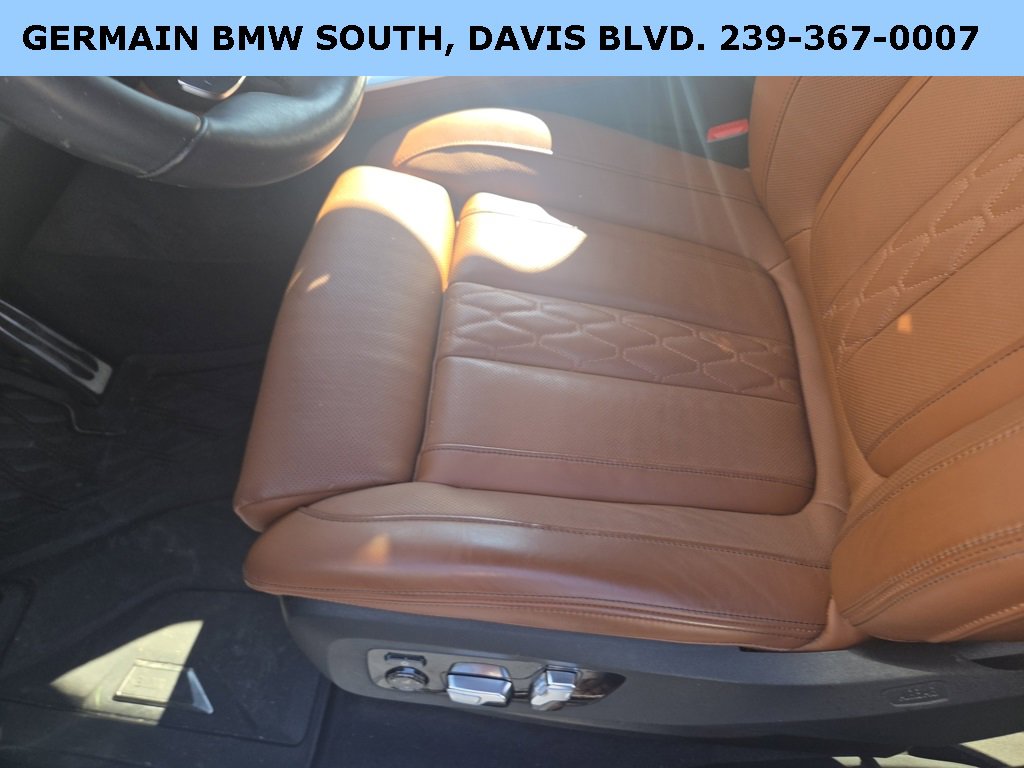 Certified 2022 BMW X7 M50i w/ Executive Package image 45