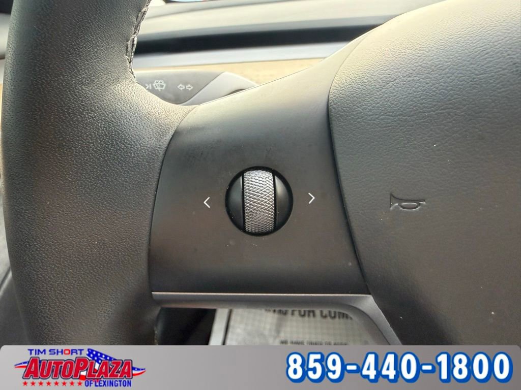 Used 2023 Tesla Model 3 Performance image 25