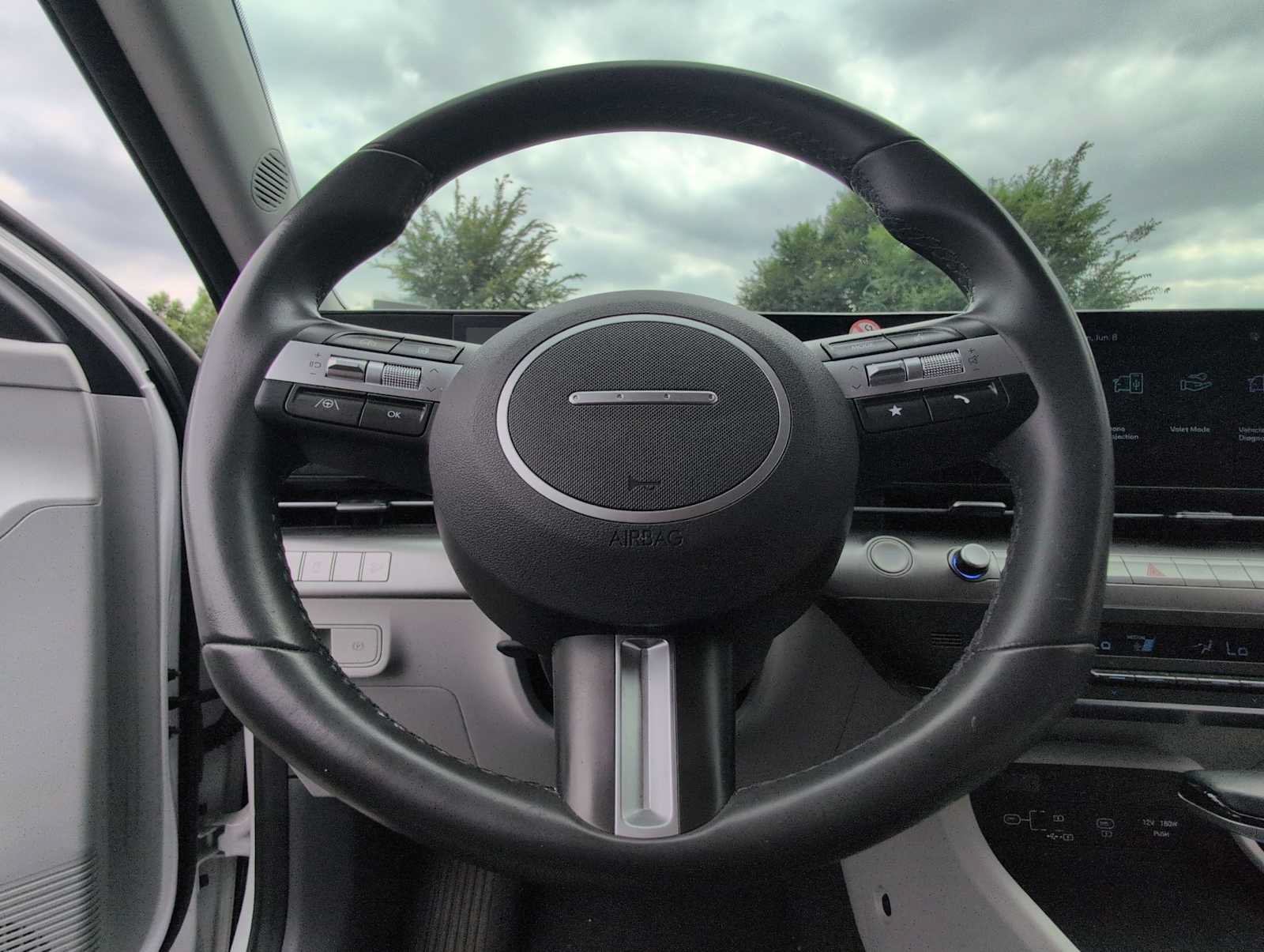 Used 2025 Hyundai Kona SEL FWD image 22
