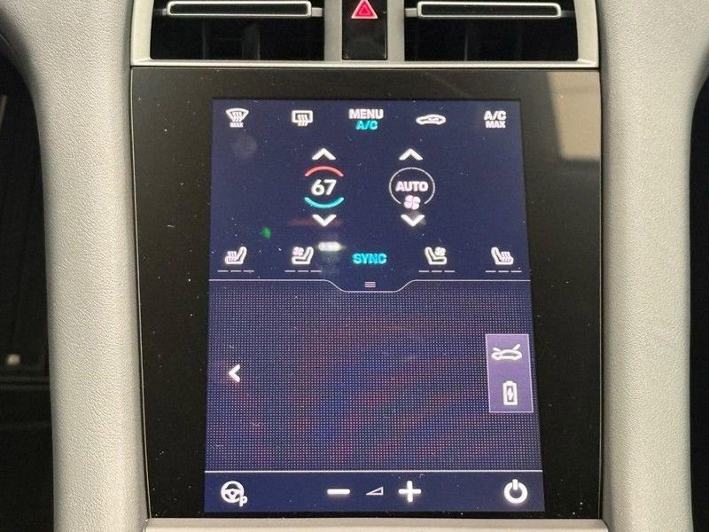 New 2026 Porsche Taycan 4S AWD/4WD image 17