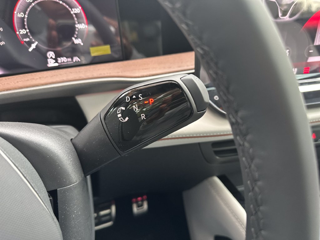 New 2027 Volkswagen Atlas SEL Premium R-Line AWD/4WD image 18