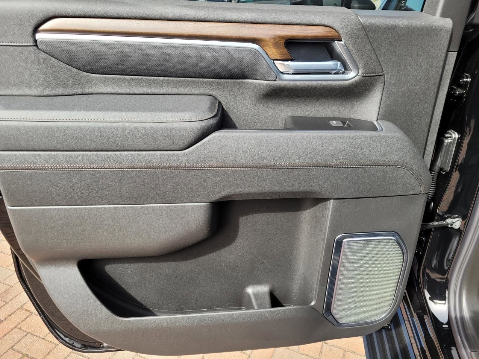 New 2026 Chevrolet Silverado 2500 High Country w/ High Country Premium Package image 8