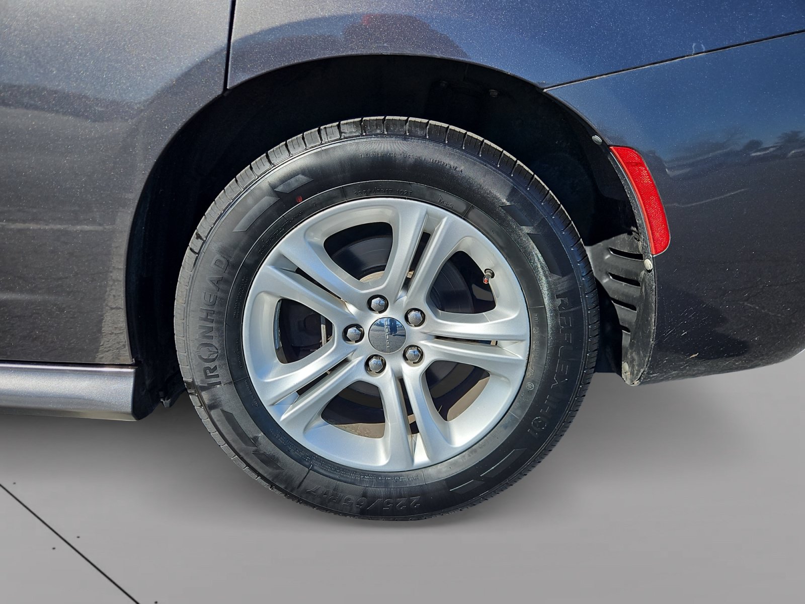 Used 2020 Dodge Charger SXT RWD image 15