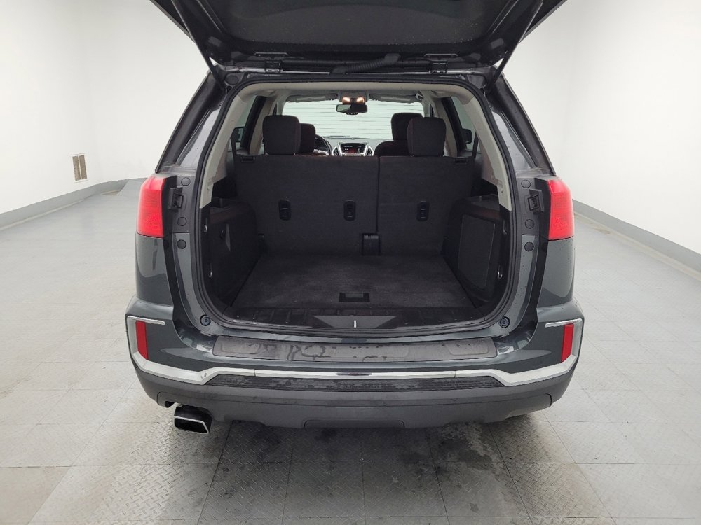 Used 2017 GMC Terrain SLE w/ Driver Alert Package I image 29