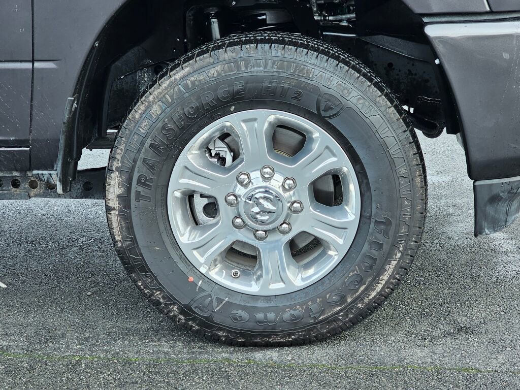 New 2025 RAM 3500 Big Horn image 10