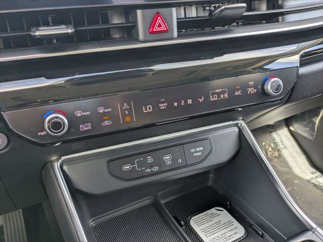 Used 2026 Kia Carnival SX Prestige image 16