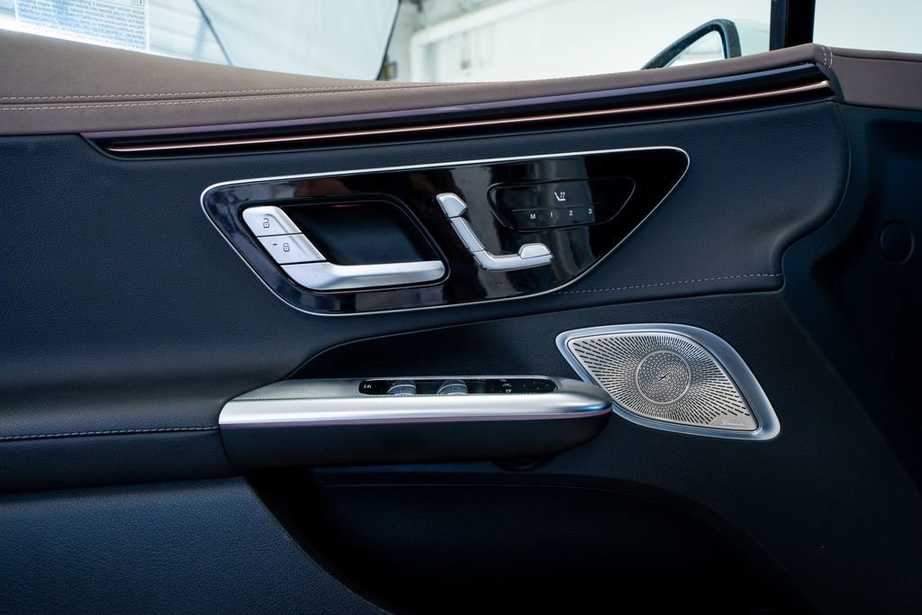 Used 2023 Mercedes-Benz EQE 350+ 4MATIC Sedan image 33